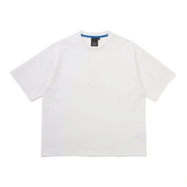 エンボスBシンボル/Tシャツ/ホワイト