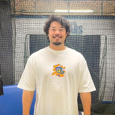 ベイスターズ 、ファンフェス度会Tシャツ、特大カプセルTシャツ記念グッズ ベイスターズ 、ファンフェス度会Tシャツ、特大カプセルTシャツ